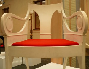 Plecnik armchair / Fotel projektu Plecnika